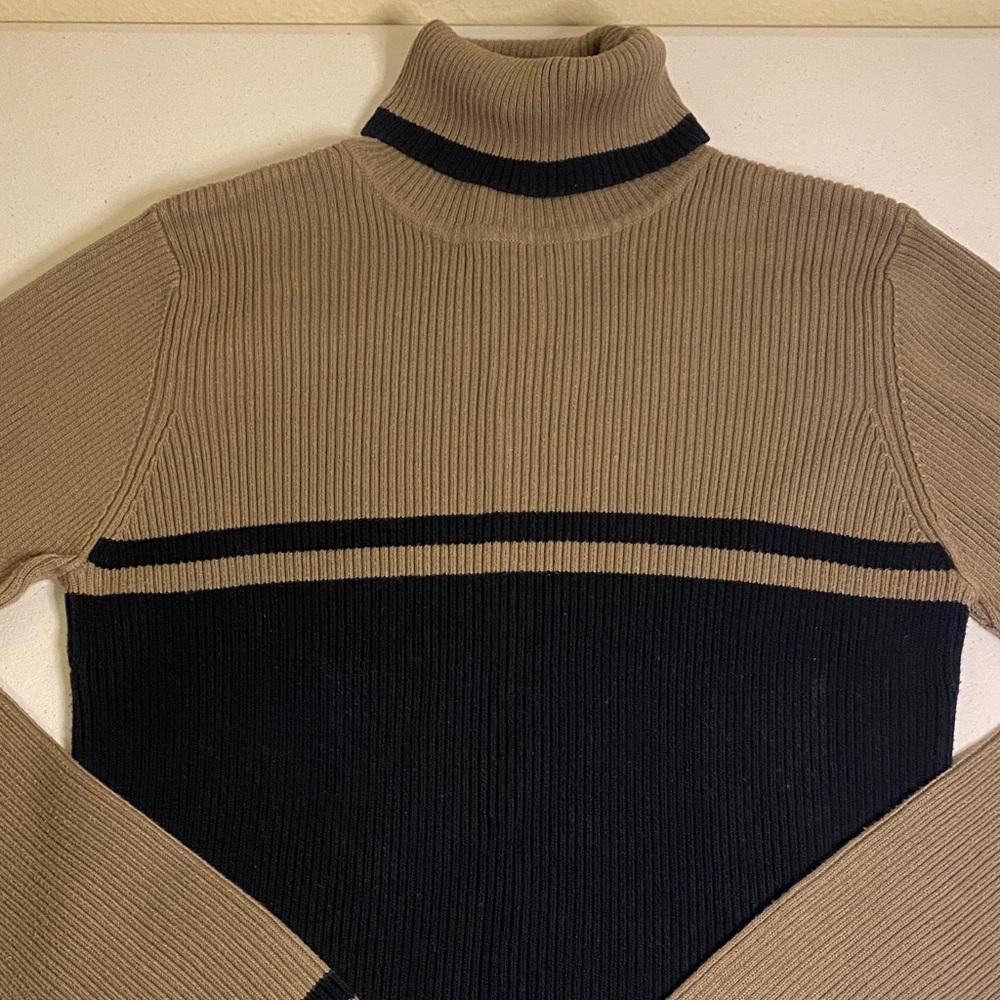 Two-Tone Turtleneck Sweater by Casual Corner Annex Sz med